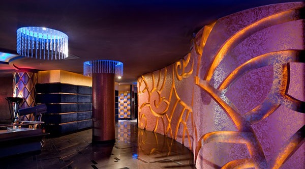 PVC vân đá giúp karaoke đẹp, rẻ, bền và sang trọng.